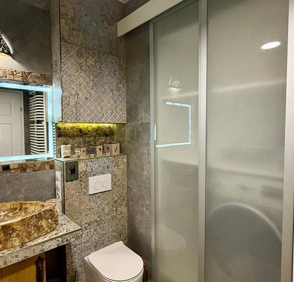Exclusive Jacuzzi Penthouse With Garage Apartment Krakow